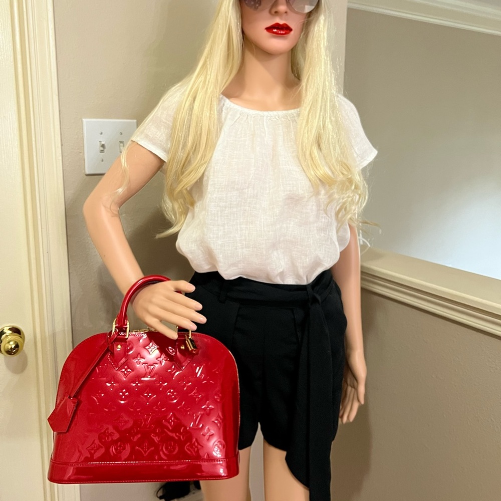 LOUIS VUITTON MONOGRAM VERNIS RED ALMA